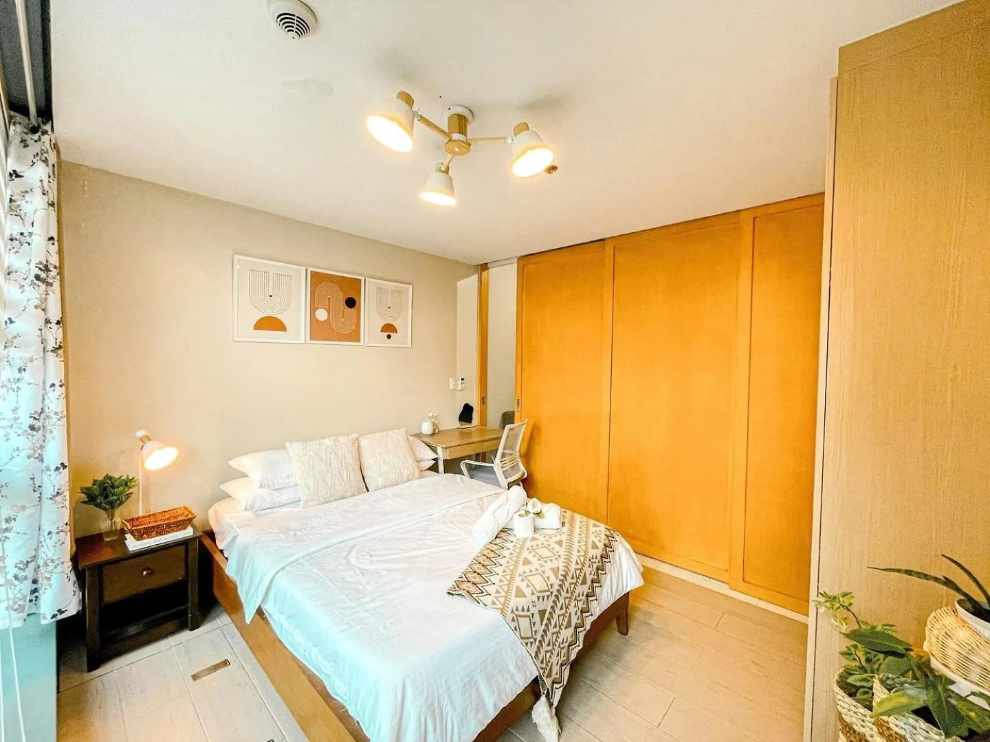 Bgc Prime, Near Uptown Mall, Grand Hyatt #Ournw7M Manila Philippines